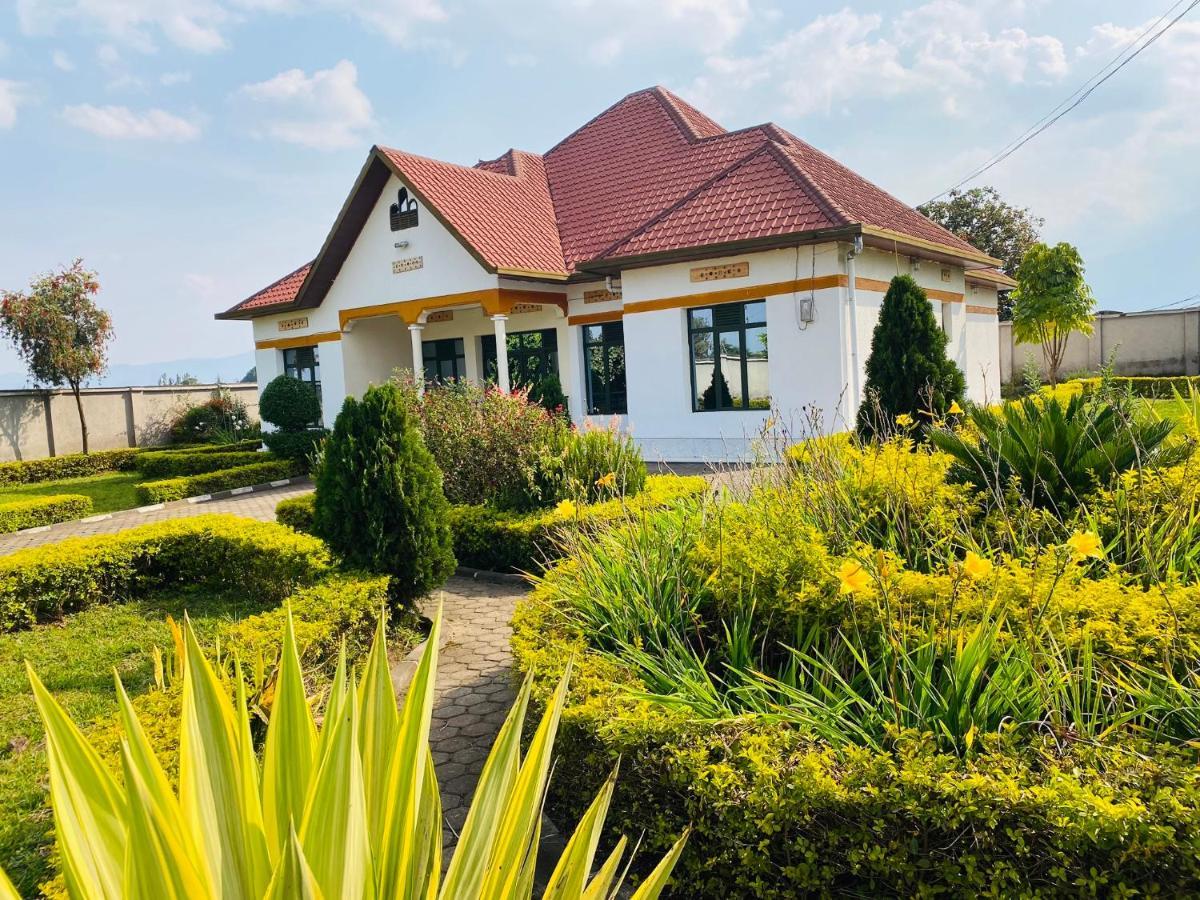 Virunga Homestays Рухенгери Экстерьер фото